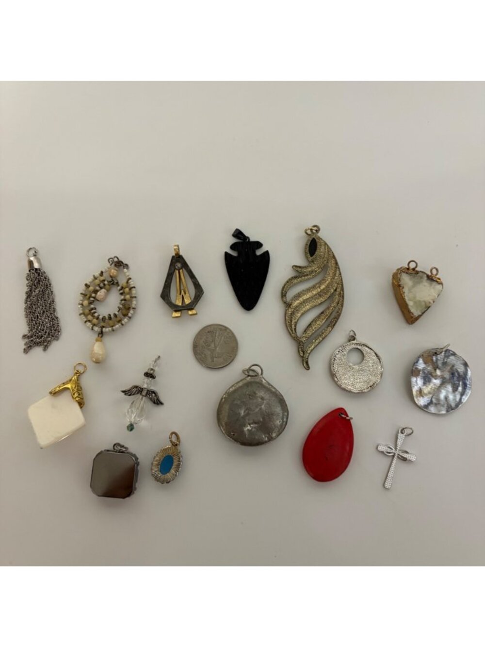 Lot of 15 Necklace Pendants Jewelry Bundle JL4 - Picture 5 of 7